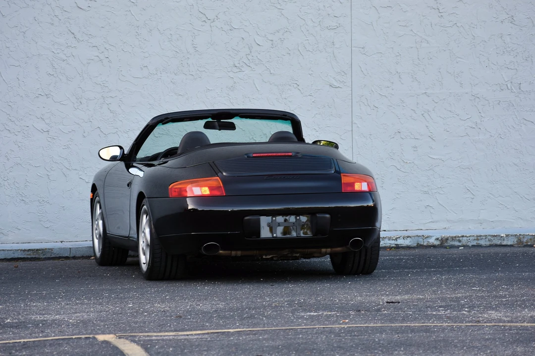 1999 Porsche 996 Carrera - Image 23 of 31