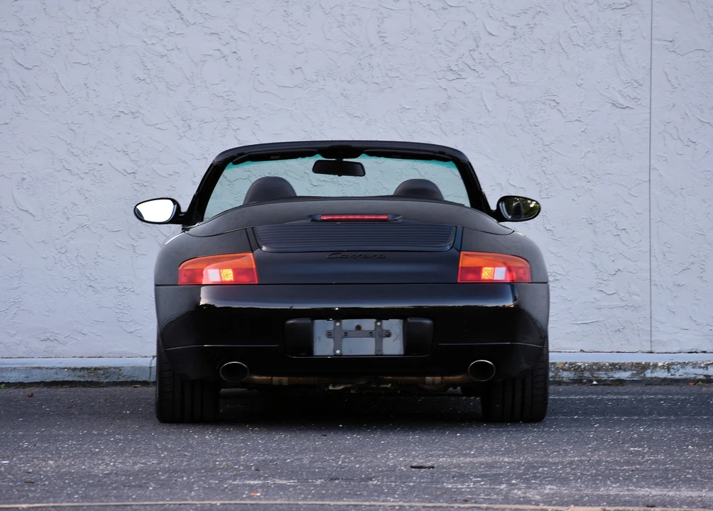 1999 Porsche 996 Carrera - Image 21 of 31