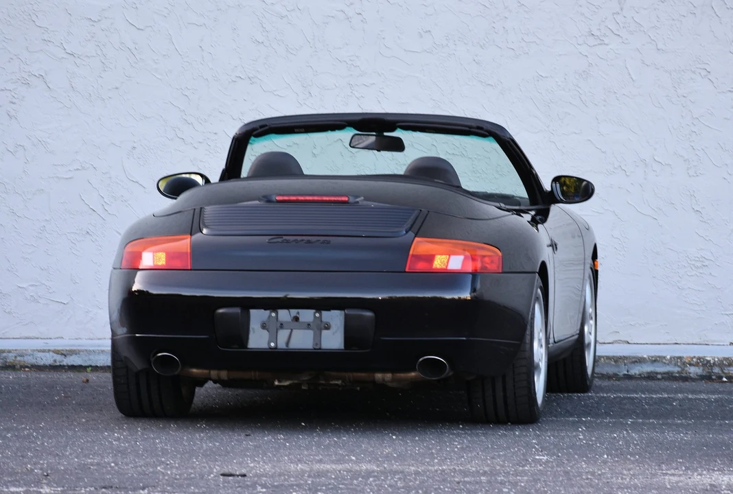 1999 Porsche 996 Carrera - Image 20 of 31