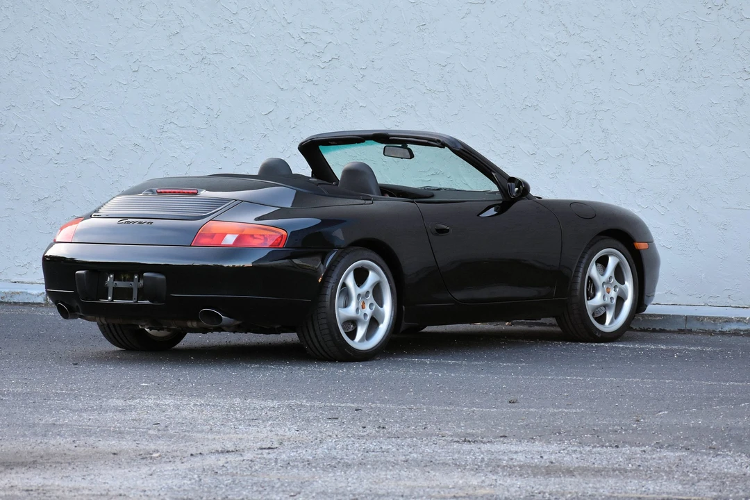 1999 Porsche 996 Carrera - Image 18 of 31