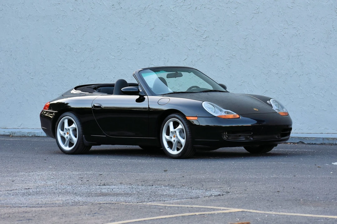 1999 Porsche 996 Carrera - Image 10 of 31