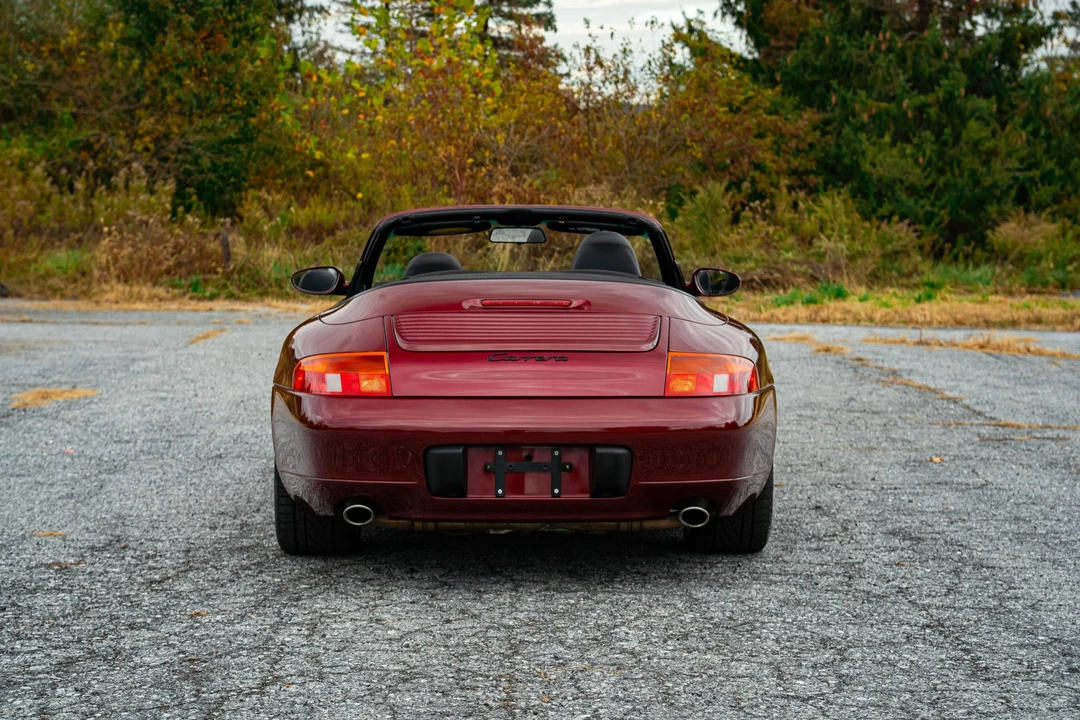 1999 Porsche 996 Carrera - Image 27 of 31