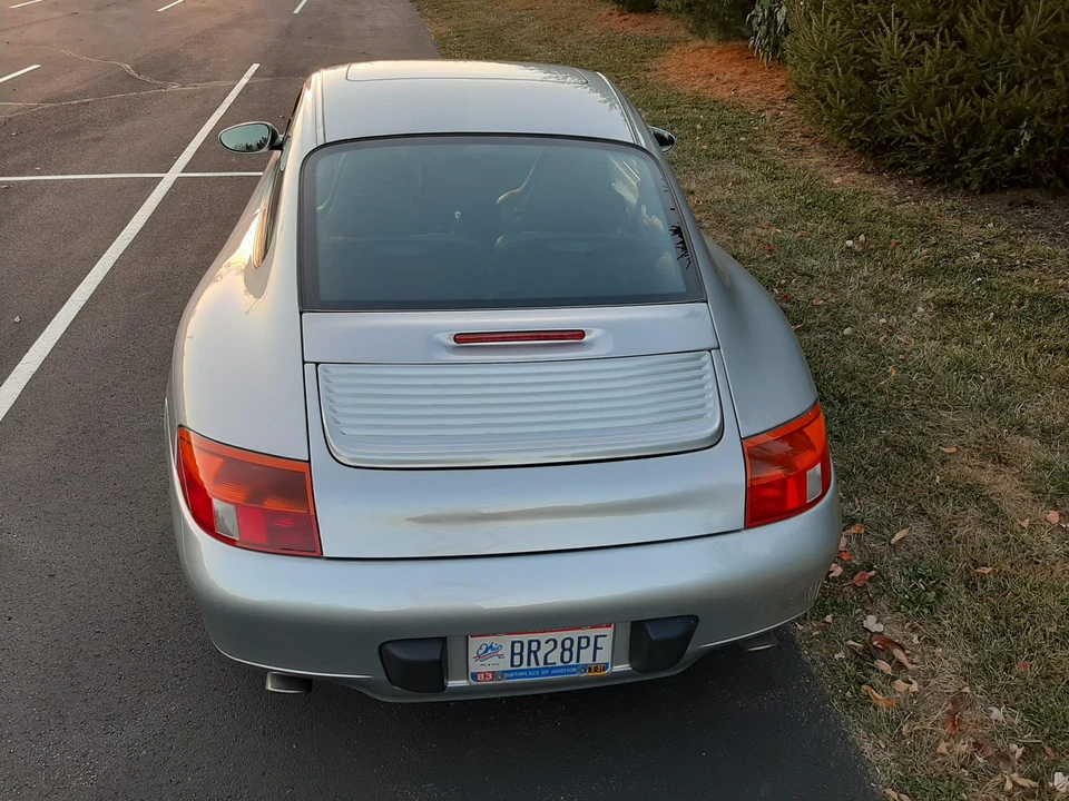 1999 Porsche 996 Carrera - Image 10 of 31