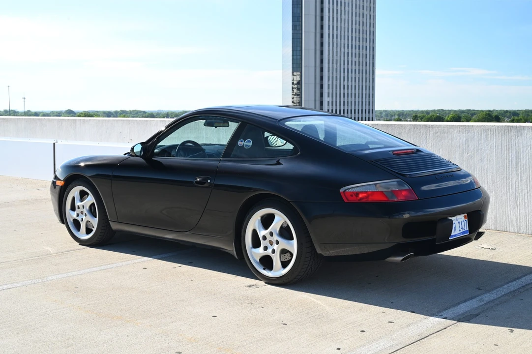 1999 Porsche 996 Carrera - Image 15 of 31