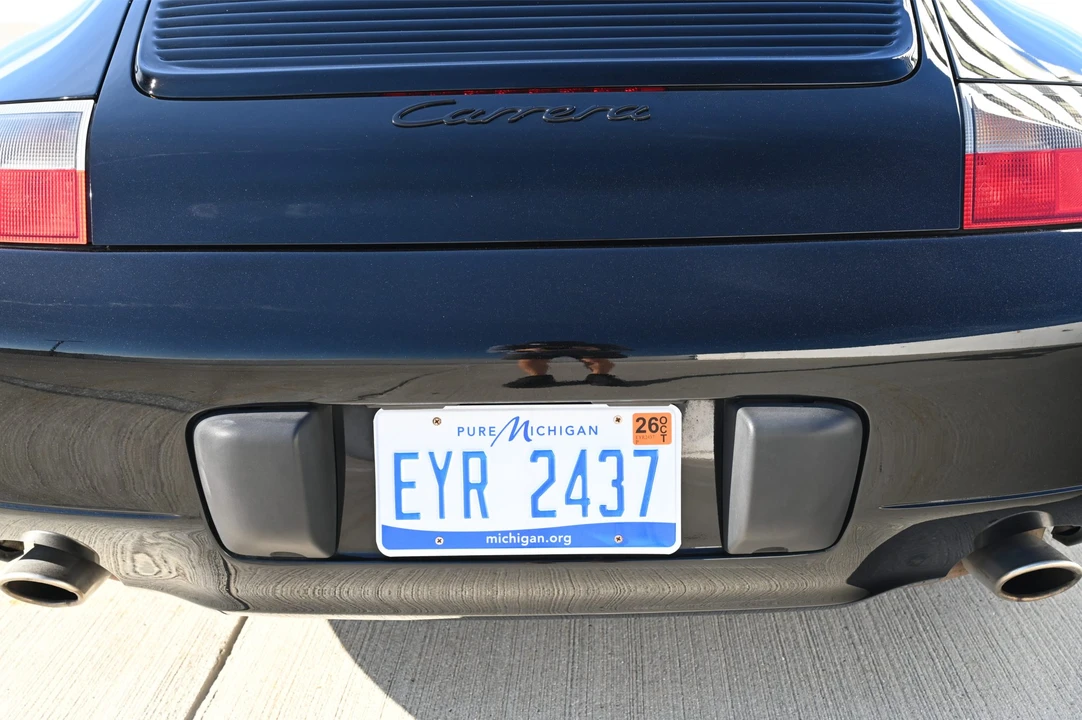 1999 Porsche 996 Carrera - Image 28 of 31