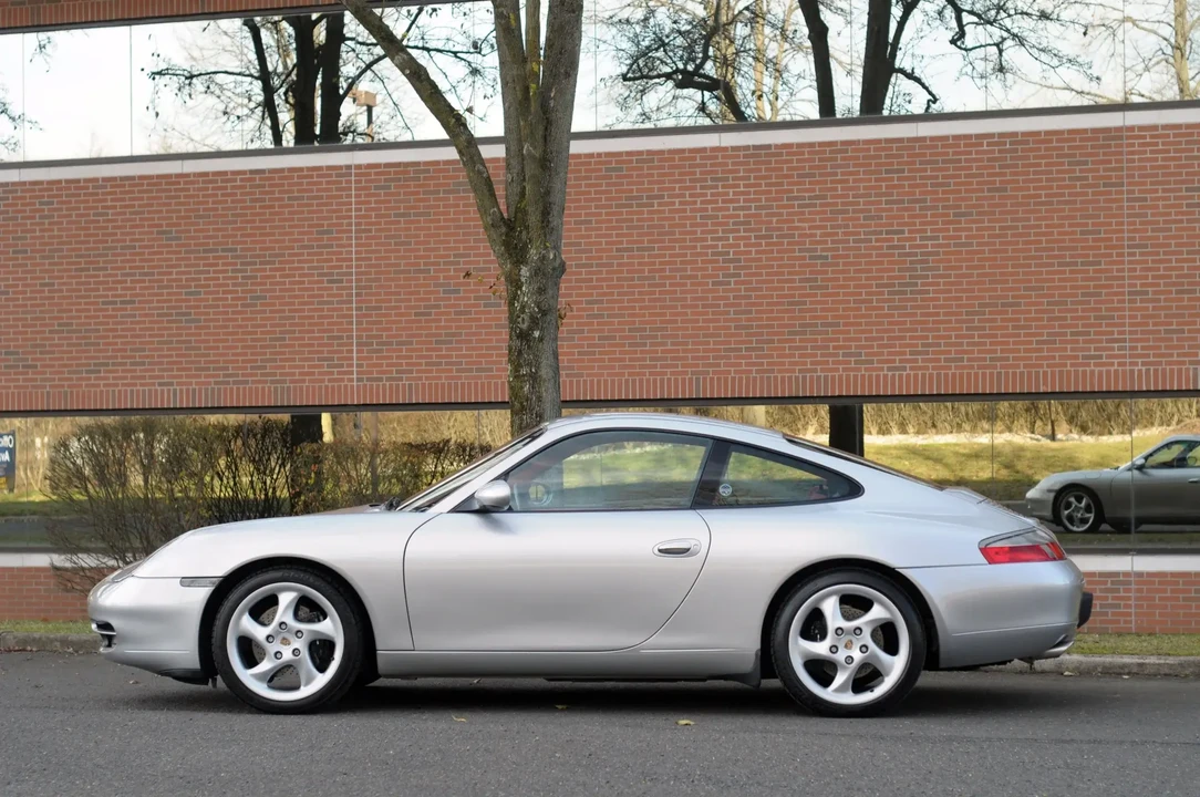 1999 Porsche 996 Carrera - Image 6 of 6