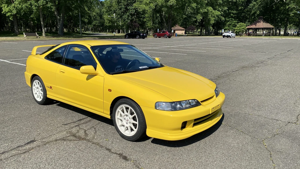2000 Acura Integra Type R 3rd Gen - Image 3 of 31