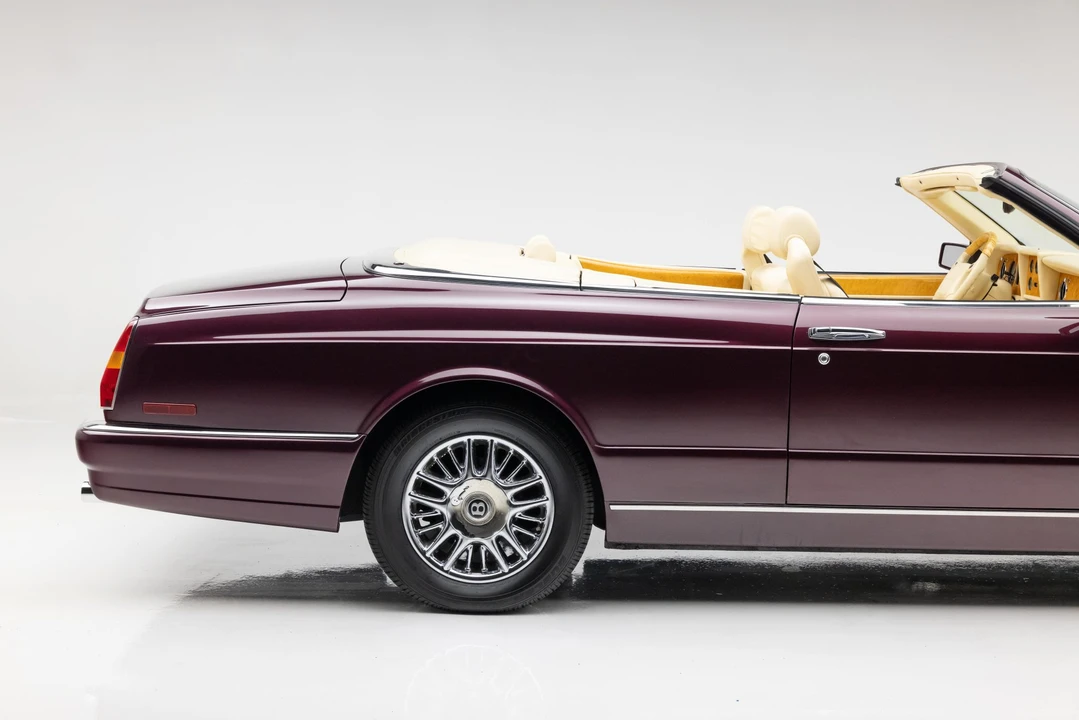 2000 Bentley Azure 1st Gen - Image 30 of 31