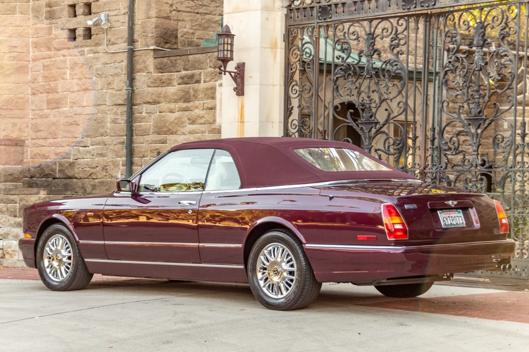 2000 Bentley Azure 1st Gen - Image 16 of 31