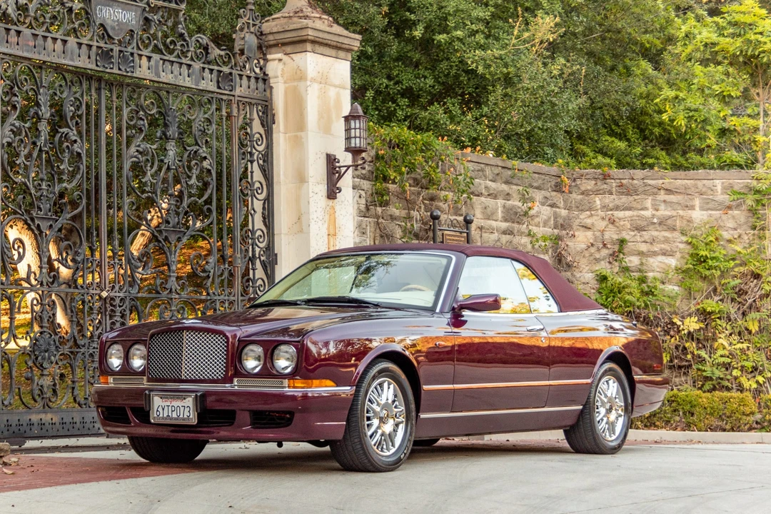 2000 Bentley Azure 1st Gen - Image 2 of 31