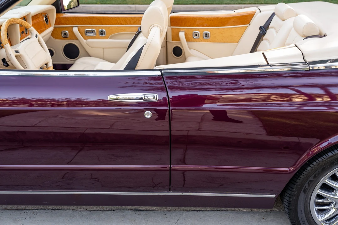 2000 Bentley Azure 1st Gen - Image 27 of 31