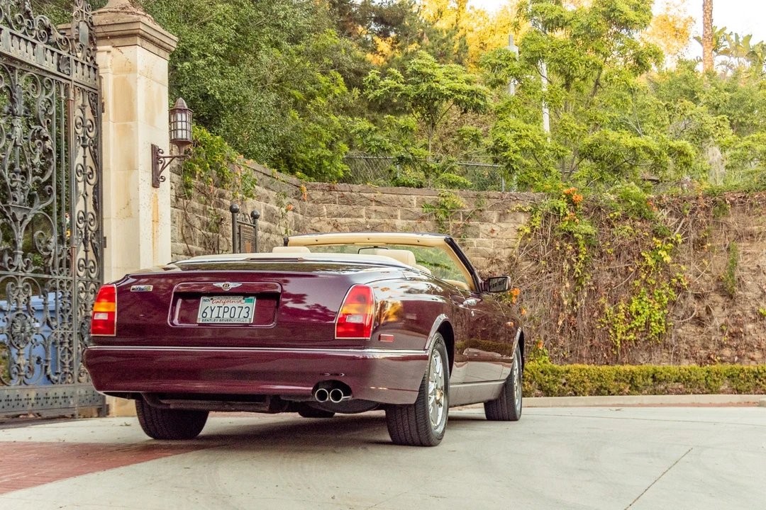2000 Bentley Azure 1st Gen - Image 30 of 31