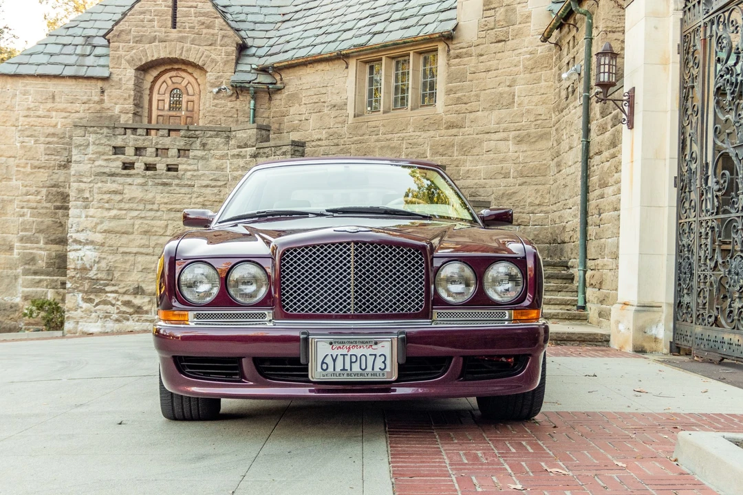 2000 Bentley Azure 1st Gen - Image 4 of 31