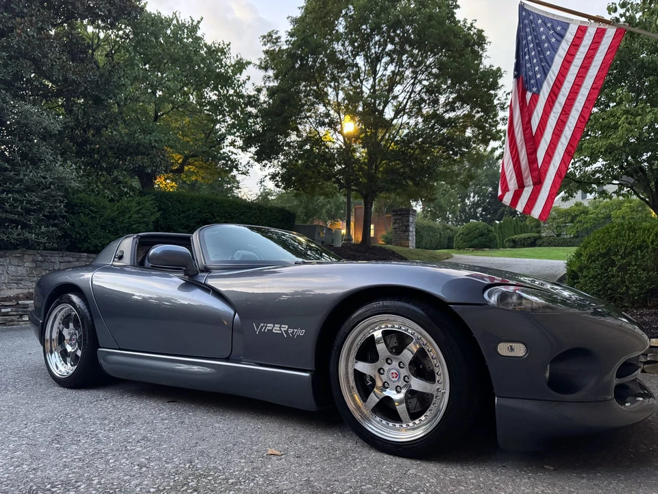 2000 Dodge Viper 2nd Gen - Image 9 of 31