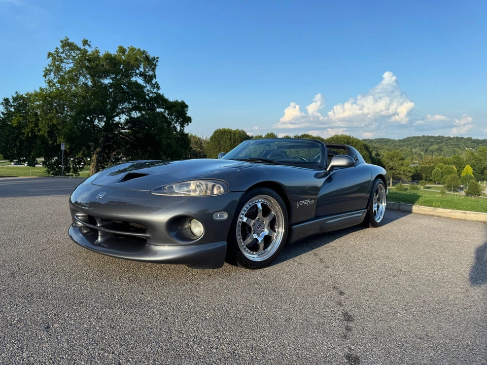 2000 Dodge Viper 2nd Gen - Image 4 of 31