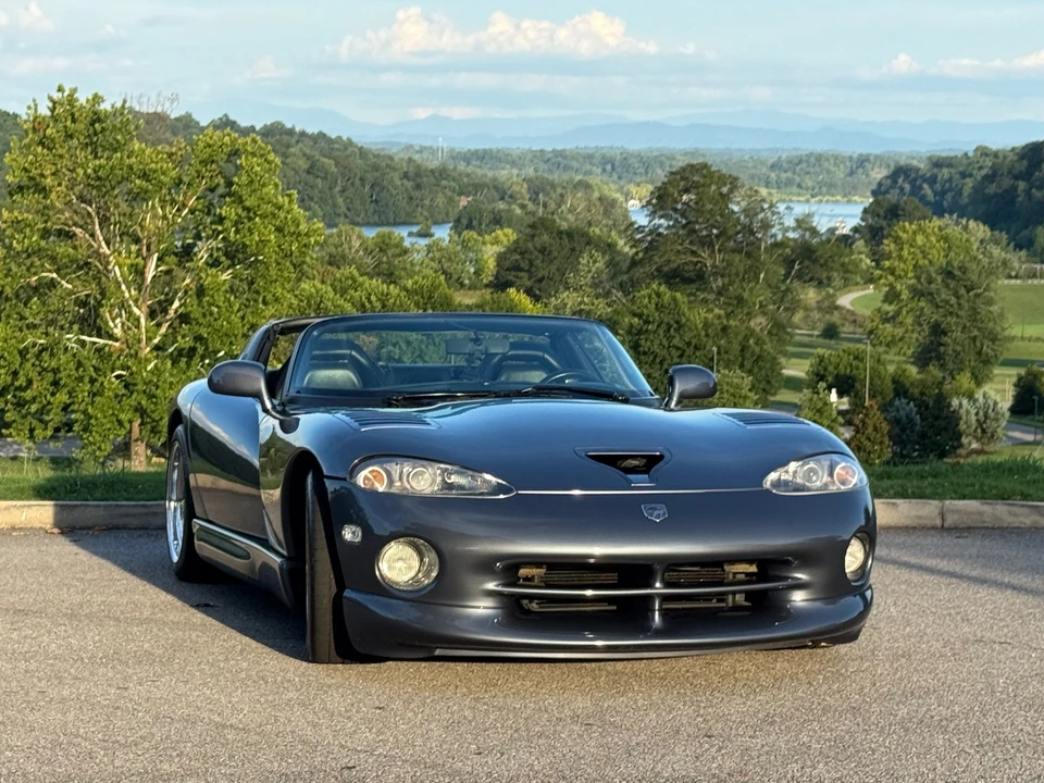 2000 Dodge Viper 2nd Gen - Image 7 of 31