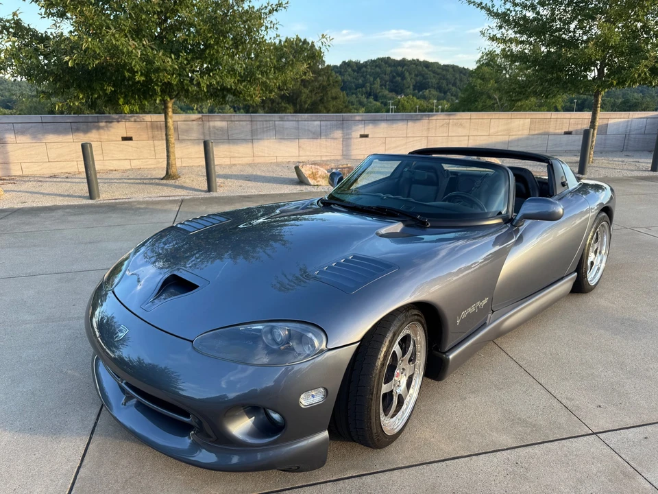 2000 Dodge Viper 2nd Gen - Image 5 of 31