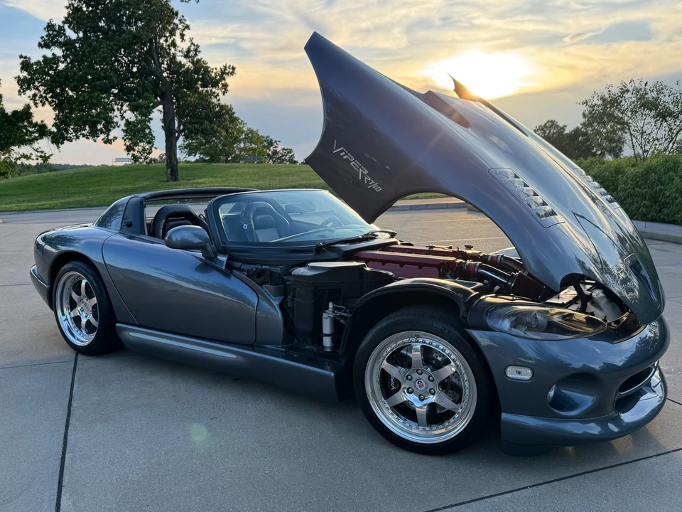 2000 Dodge Viper 2nd Gen - Image 30 of 31