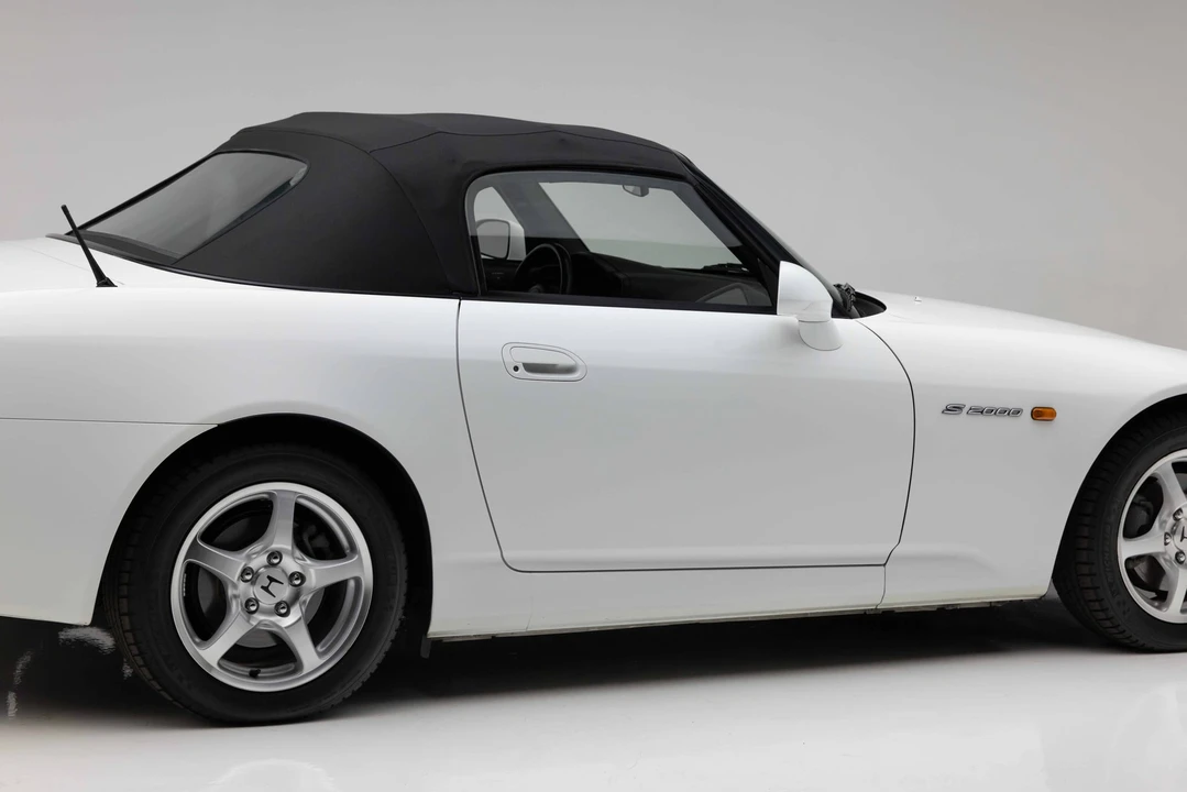 2000 Honda AP1 S2000 - Image 13 of 31