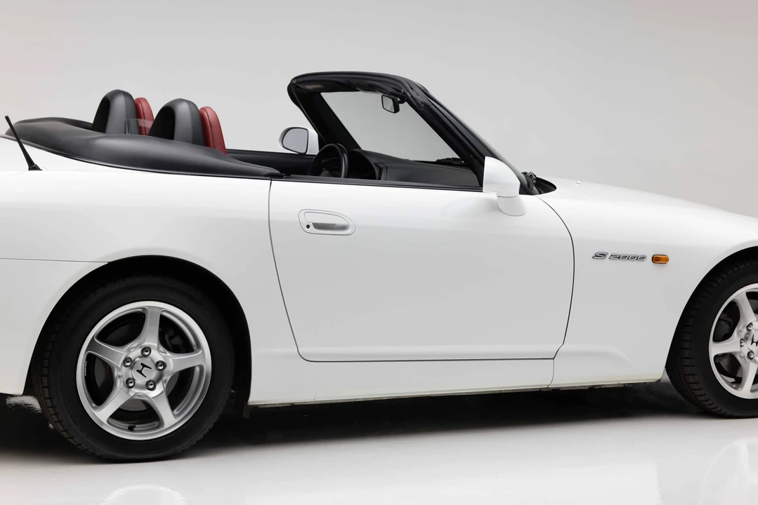 2000 Honda AP1 S2000 - Image 11 of 31