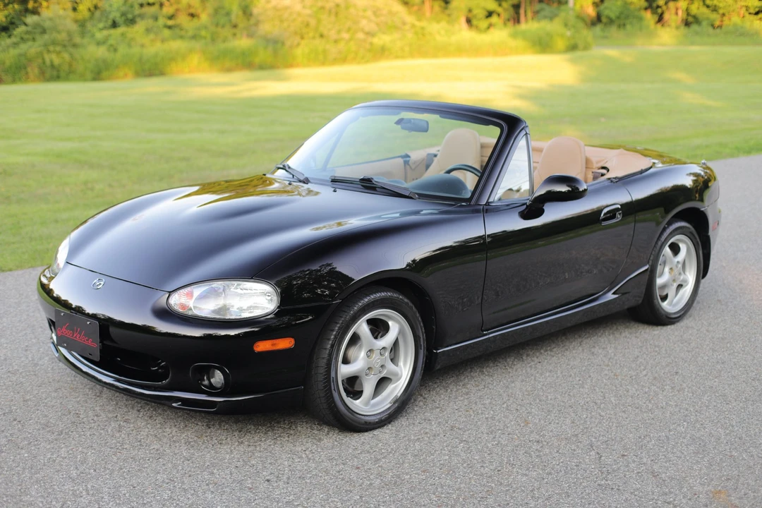 2000 Mazda NB MX-5 Miata - Image 2 of 31