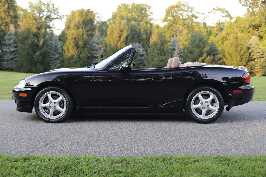 2000 Mazda NB MX-5 Miata - Image 6 of 31