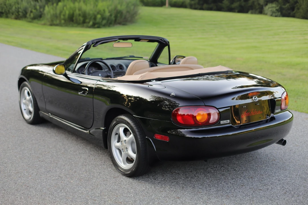 2000 Mazda NB MX-5 Miata - Image 8 of 31