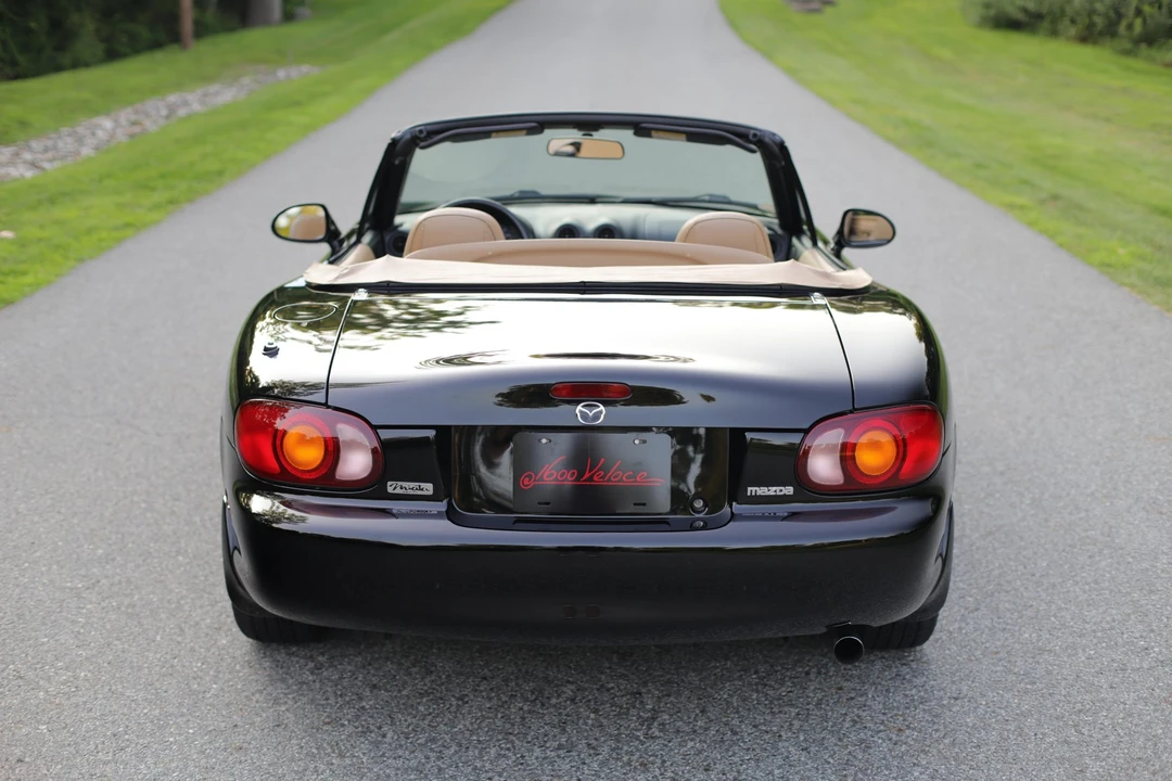2000 Mazda NB MX-5 Miata - Image 11 of 31