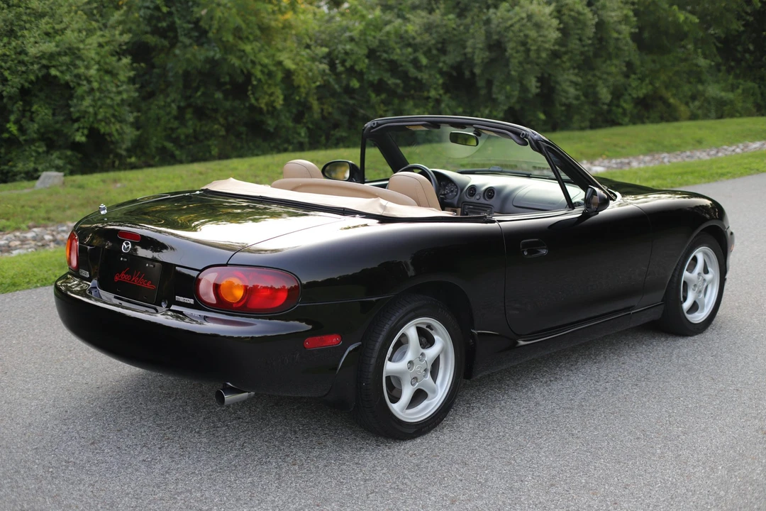 2000 Mazda NB MX-5 Miata - Image 14 of 31