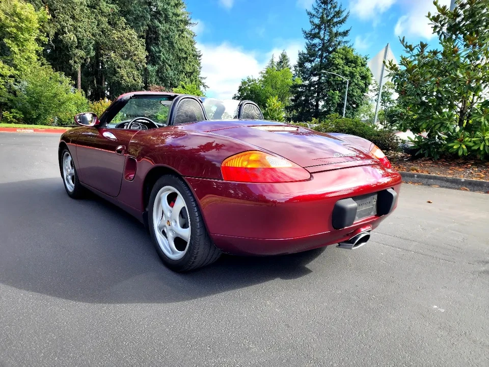2000 Porsche 986 Boxster - Image 9 of 31