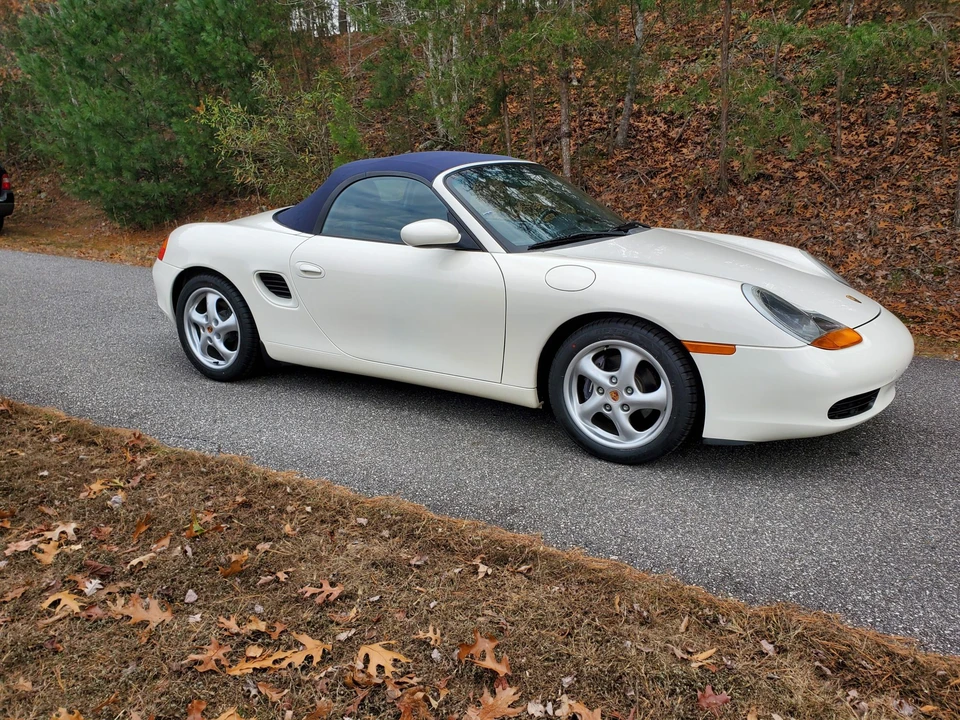 2000 Porsche 986 Boxster - Image 14 of 31