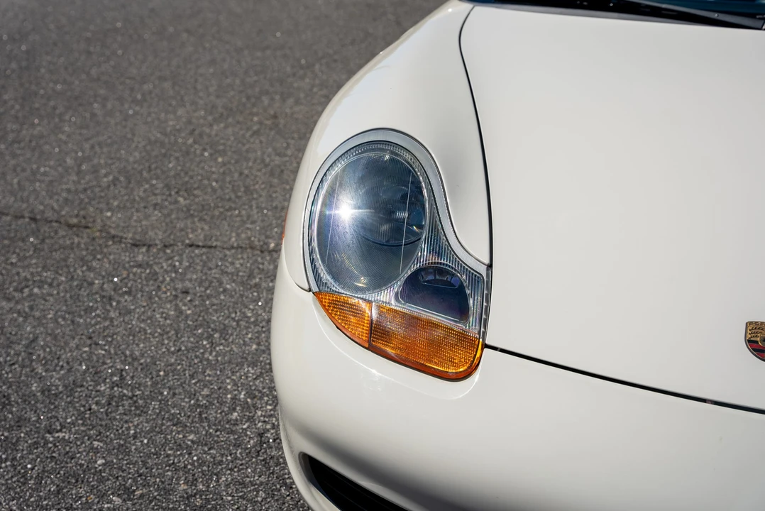 2000 Porsche 986 Boxster - Image 15 of 31