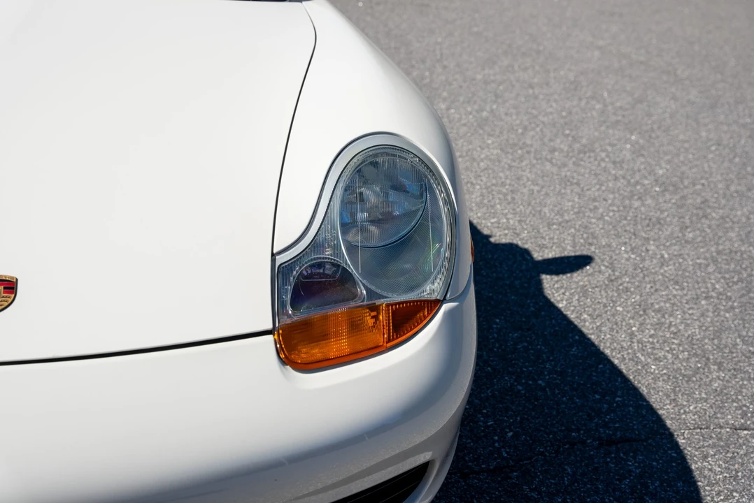 2000 Porsche 986 Boxster - Image 16 of 31