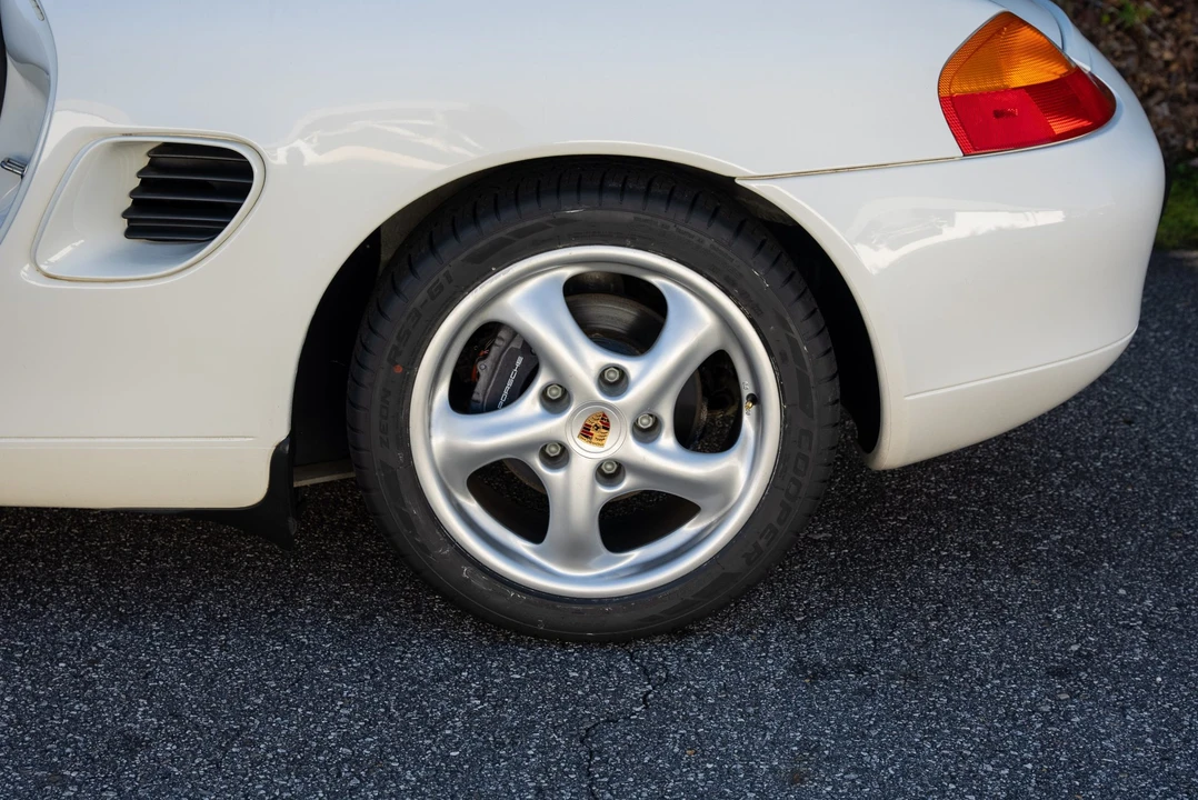 2000 Porsche 986 Boxster - Image 25 of 31