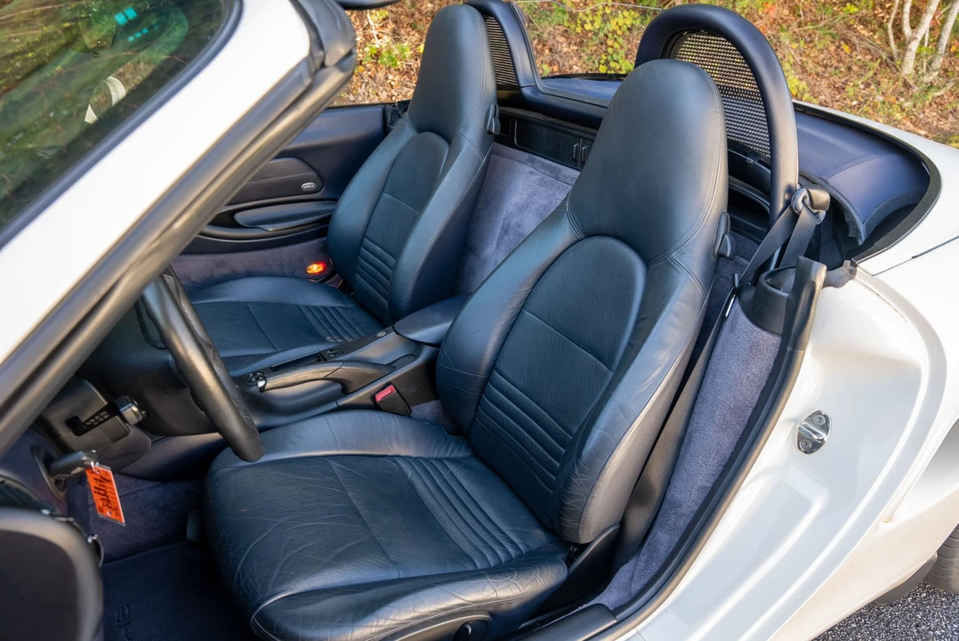 2000 Porsche 986 Boxster - Image 28 of 31