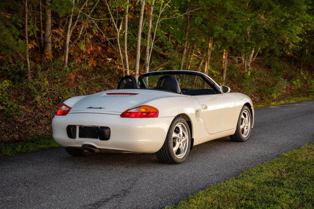 2000 Porsche 986 Boxster - Image 6 of 31