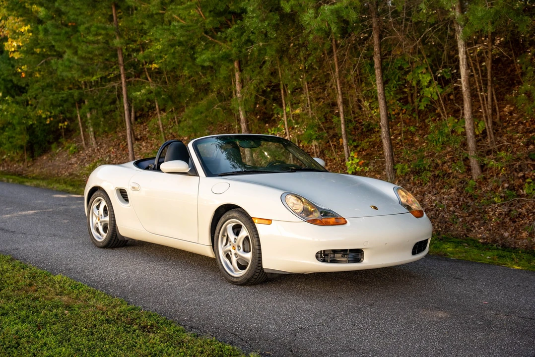2000 Porsche 986 Boxster - Image 8 of 31