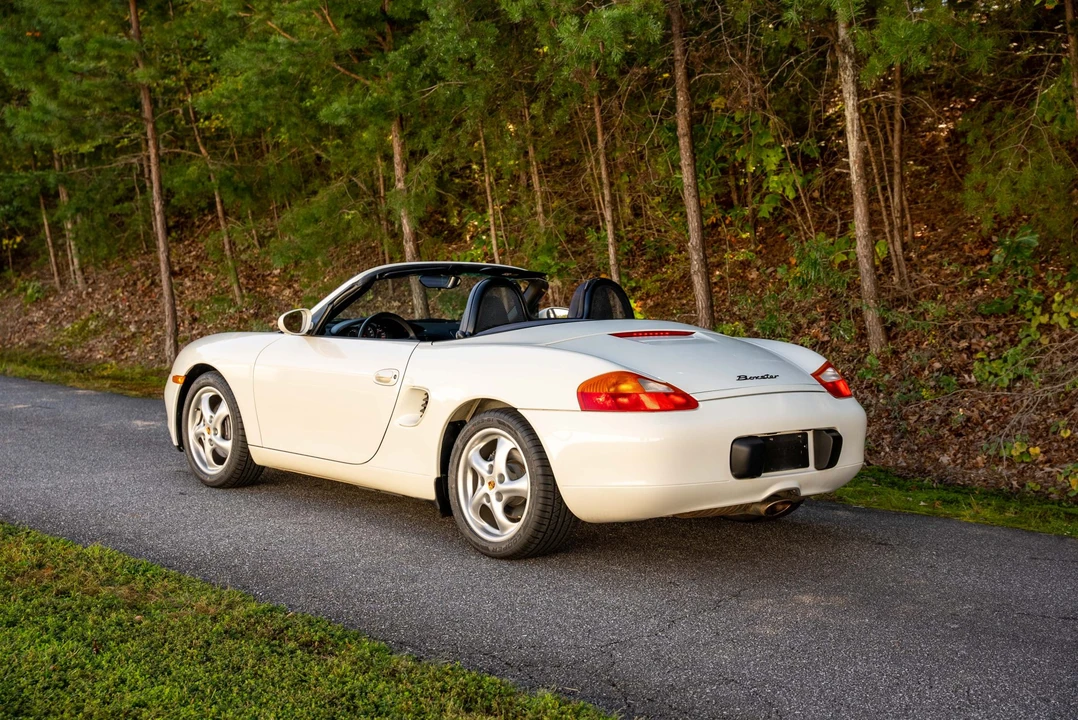 2000 Porsche 986 Boxster - Image 4 of 31