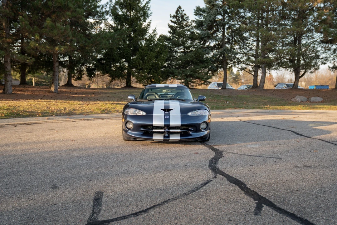 2001 Dodge Viper GTS 2nd Gen - Image 3 of 31