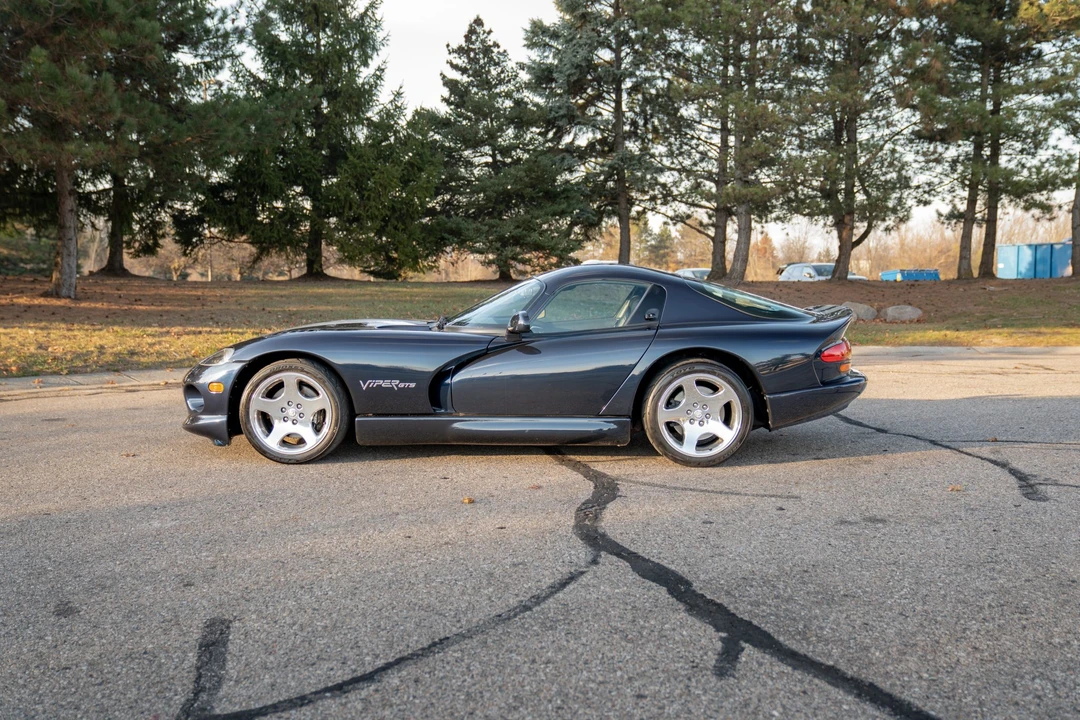 2001 Dodge Viper GTS 2nd Gen - Image 12 of 31