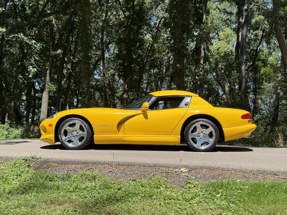 2001 Dodge Viper 2nd Gen - Image 17 of 31