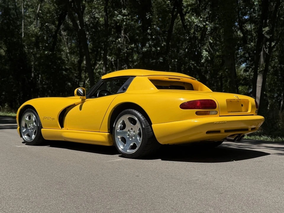 2001 Dodge Viper 2nd Gen - Image 22 of 31