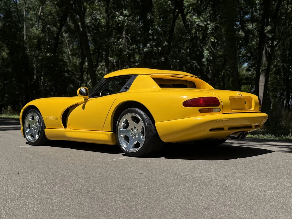 2001 Dodge Viper 2nd Gen - Image 27 of 31