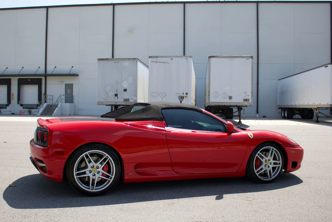 2001 Ferrari 360 Spider - Image 13 of 31