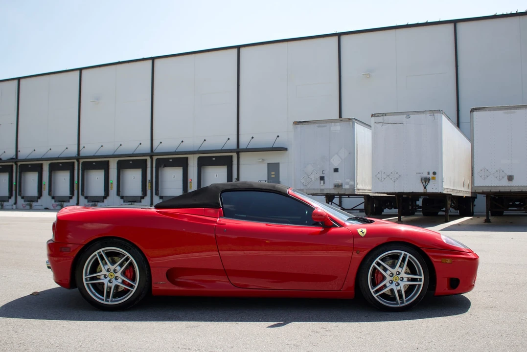 2001 Ferrari 360 Spider - Image 12 of 31