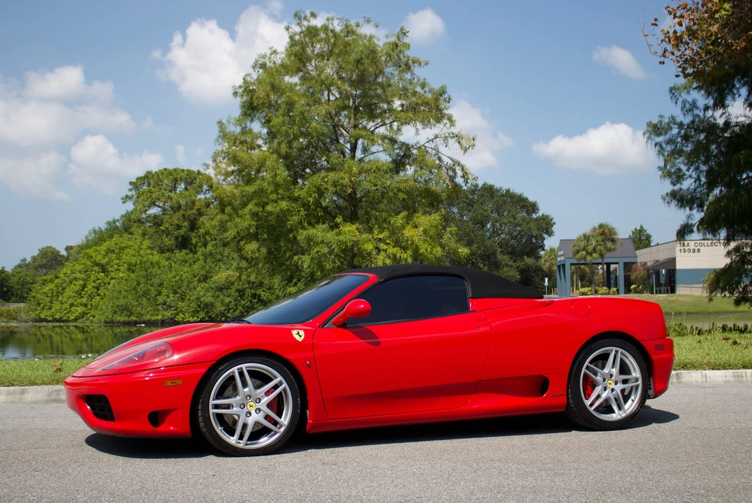 2001 Ferrari 360 Spider - Image 25 of 31