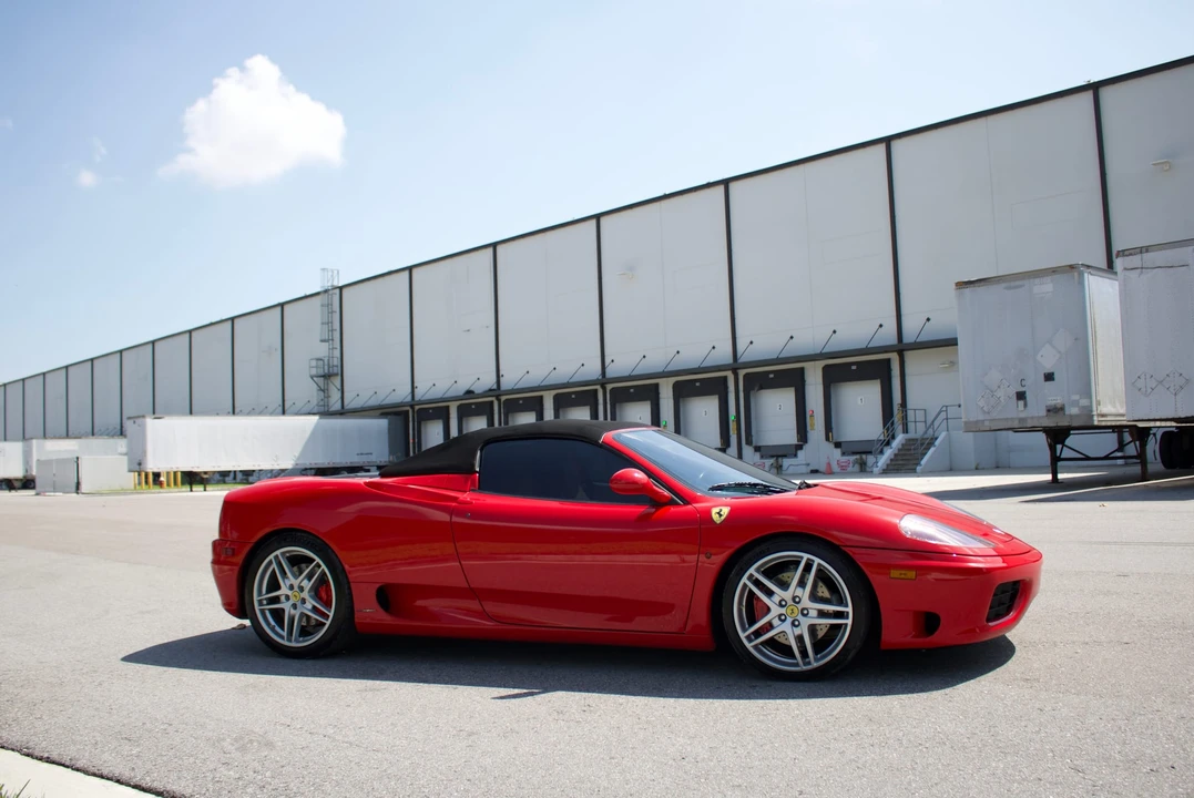 2001 Ferrari 360 Spider - Image 11 of 31