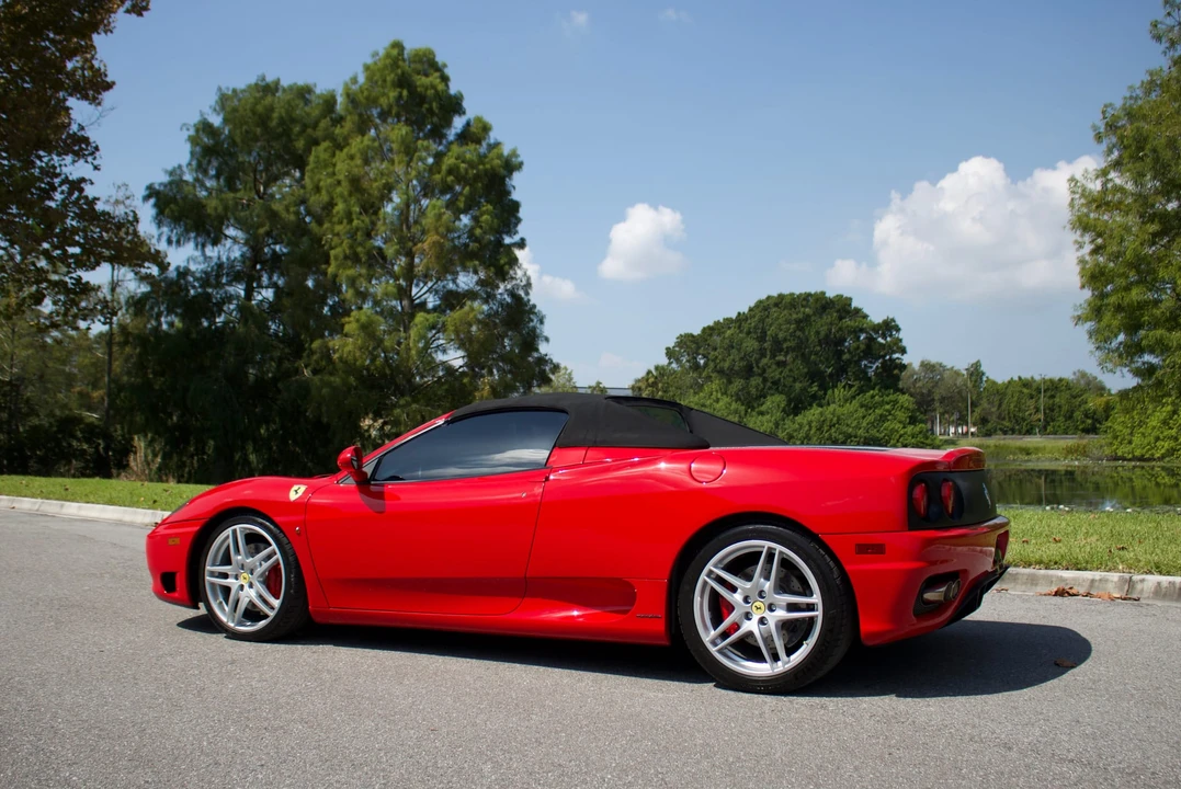 2001 Ferrari 360 Spider - Image 22 of 31