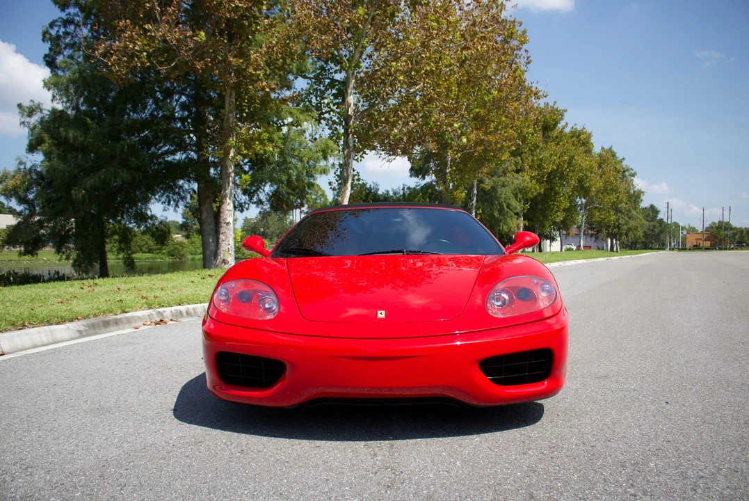 2001 Ferrari 360 Spider - Image 4 of 31