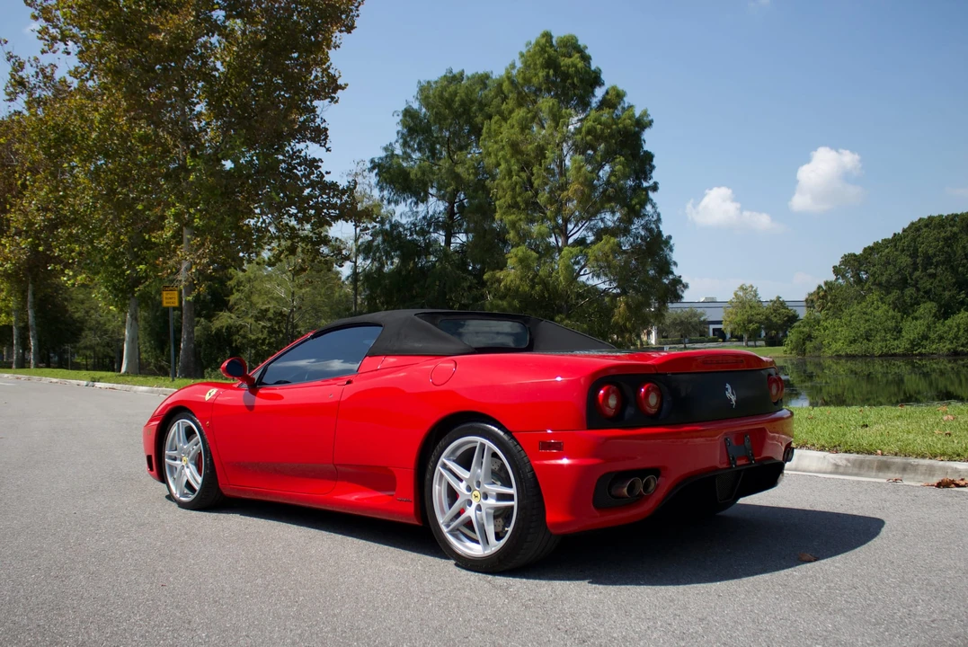 2001 Ferrari 360 Spider - Image 21 of 31